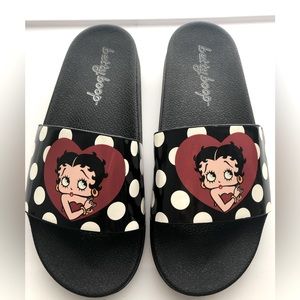 Women’s Betty Boop Slides Size 8.5